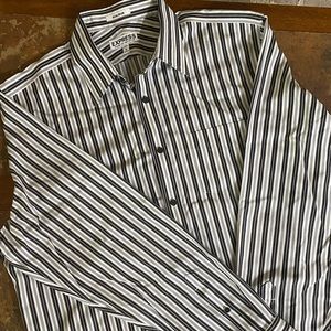 Men’s Express Classic Fit Button Down Shirt, Large